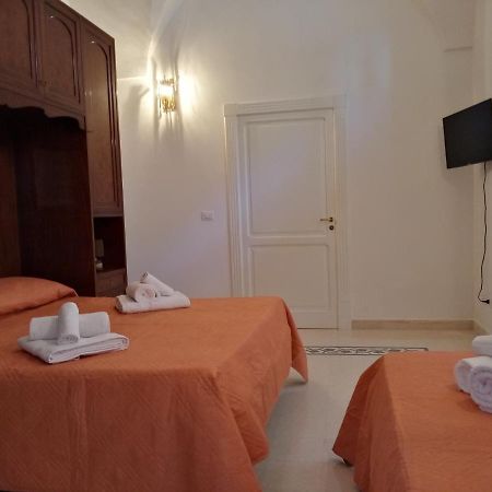 Dimora Storica Le Perle Bed & Breakfast Lecce Eksteriør bilde