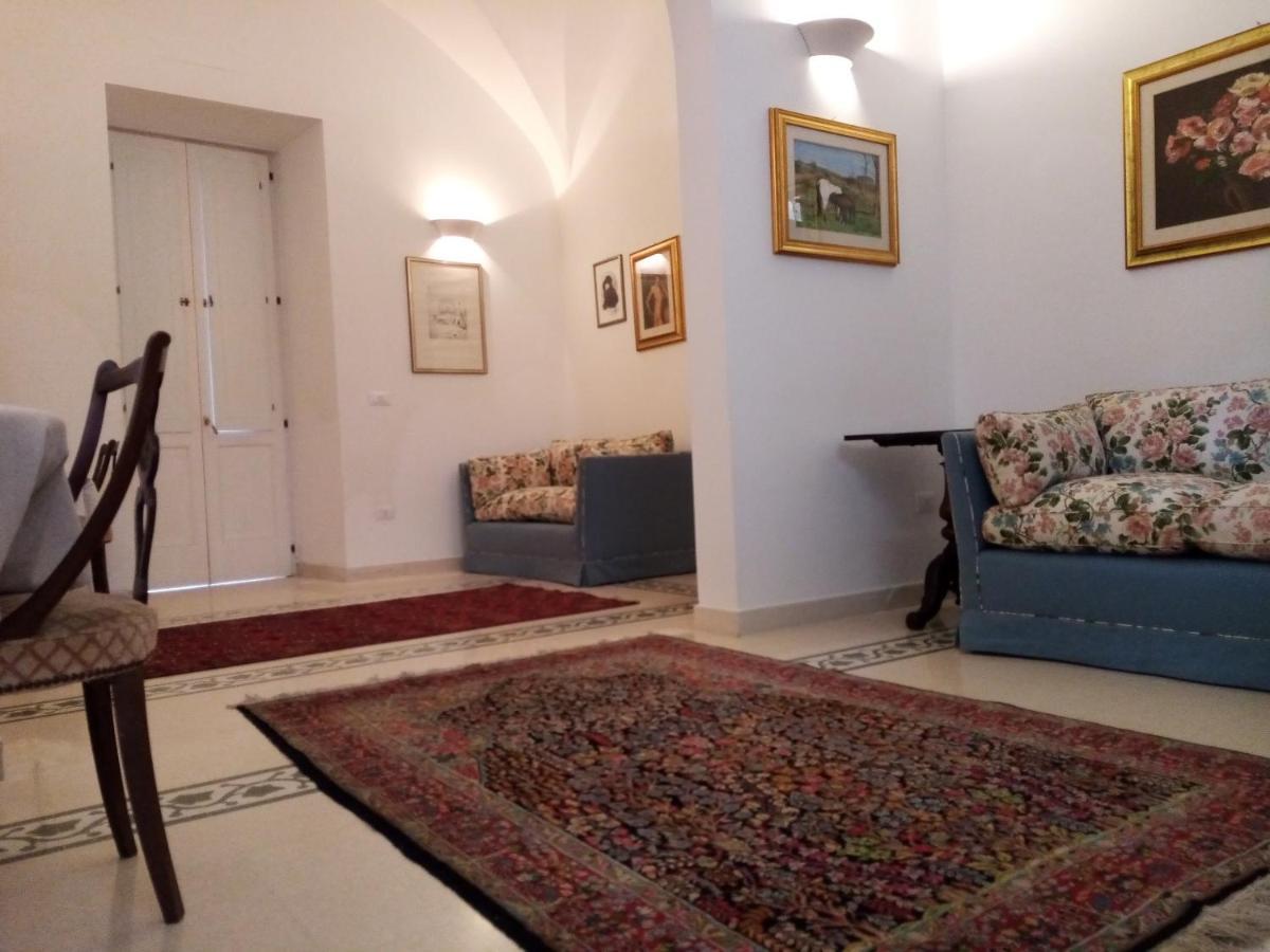 Dimora Storica Le Perle Bed & Breakfast Lecce Eksteriør bilde