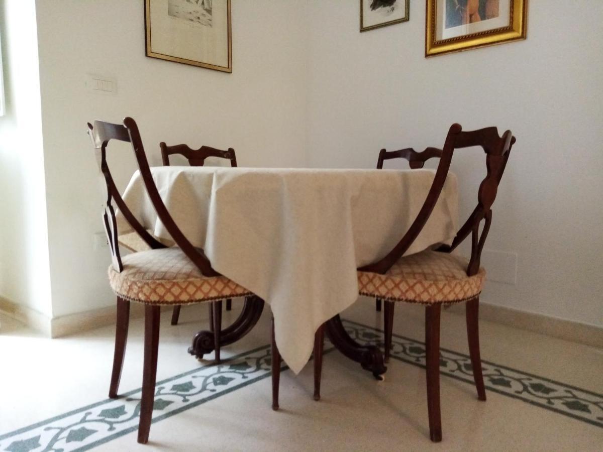 Dimora Storica Le Perle Bed & Breakfast Lecce Eksteriør bilde