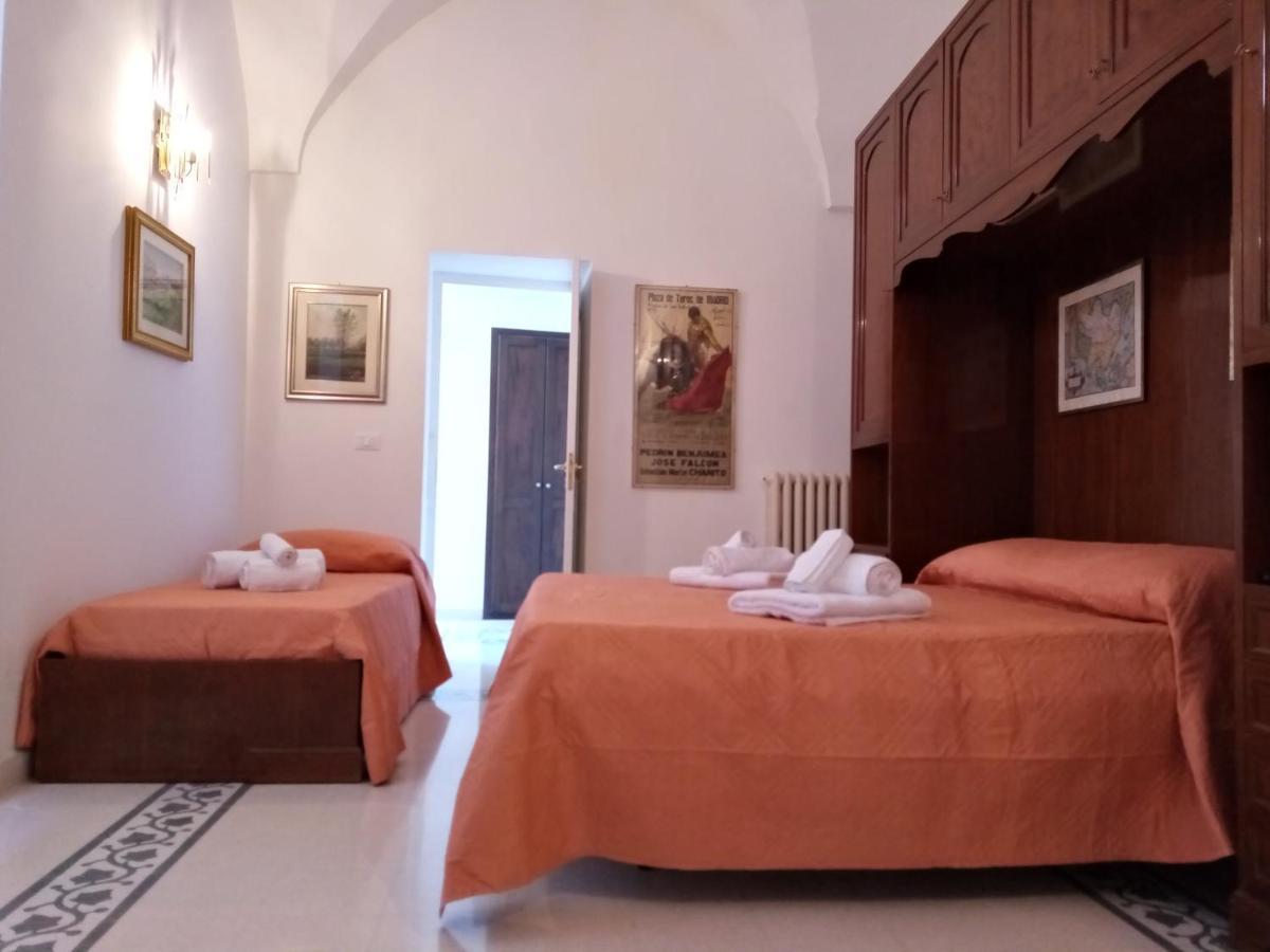 Dimora Storica Le Perle Bed & Breakfast Lecce Eksteriør bilde