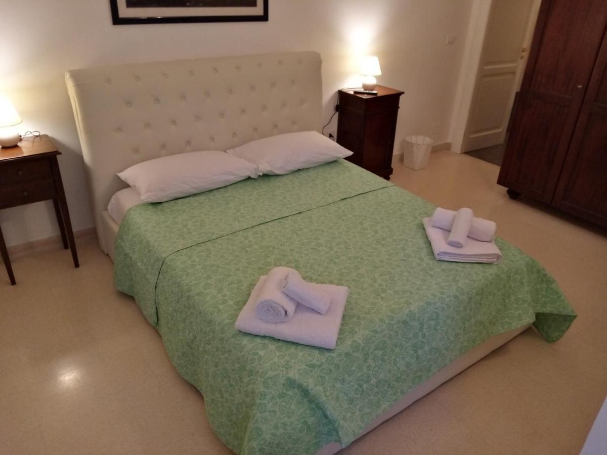 Dimora Storica Le Perle Bed & Breakfast Lecce Eksteriør bilde