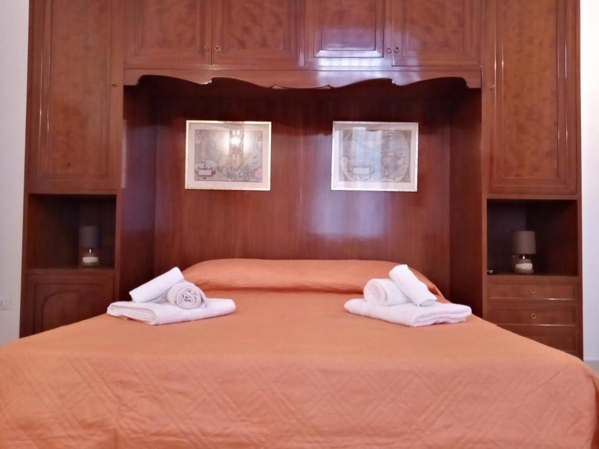 Dimora Storica Le Perle Bed & Breakfast Lecce Eksteriør bilde