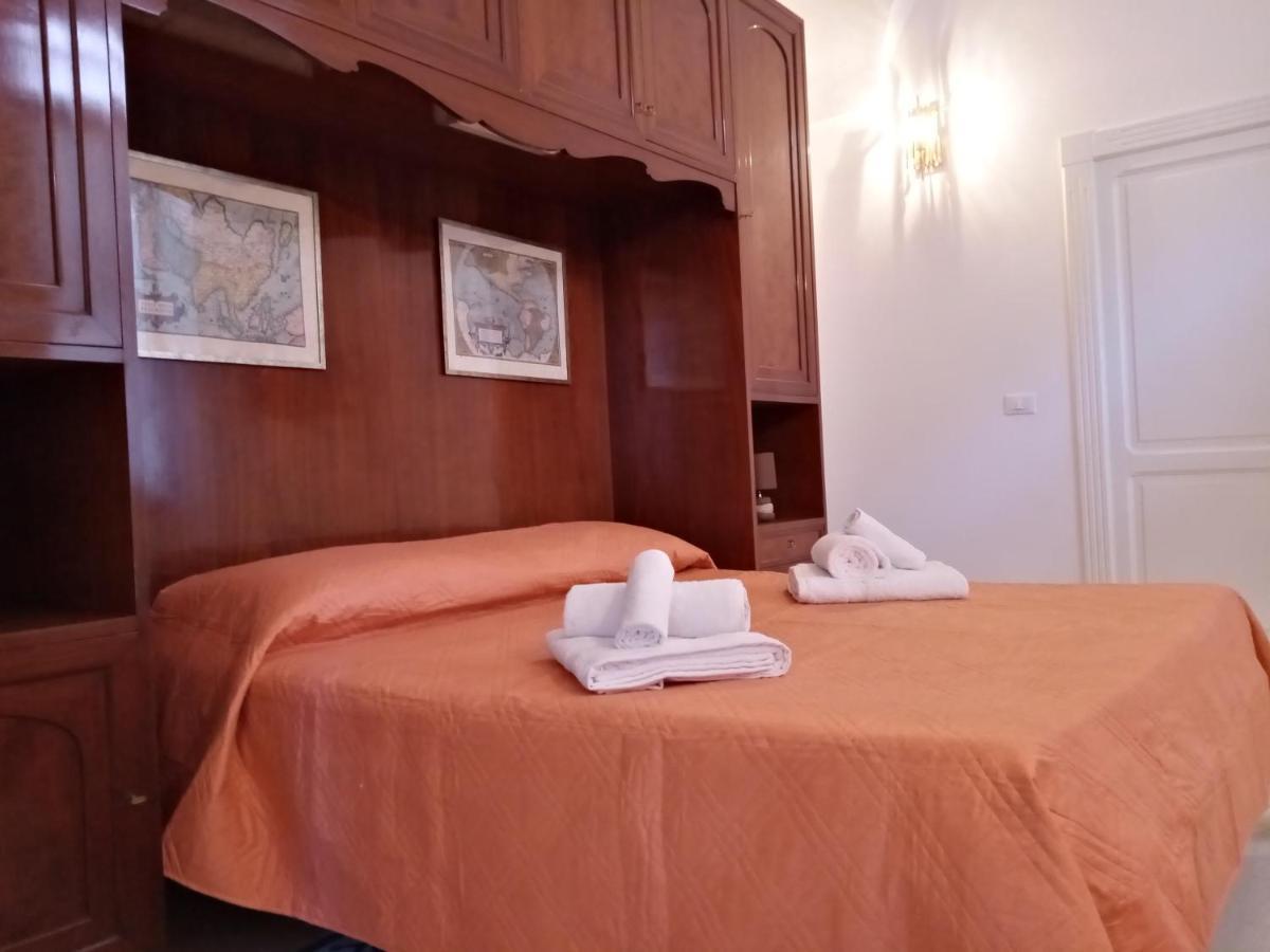 Dimora Storica Le Perle Bed & Breakfast Lecce Eksteriør bilde